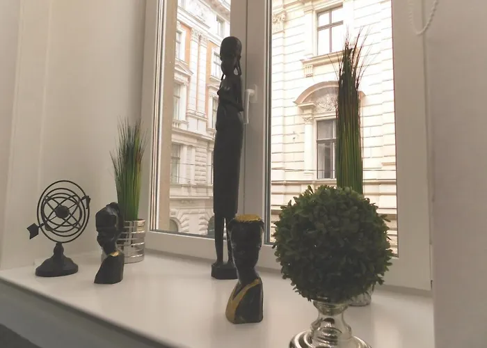 The Wonder Deer Next To The Opera Self Check-in Apartament