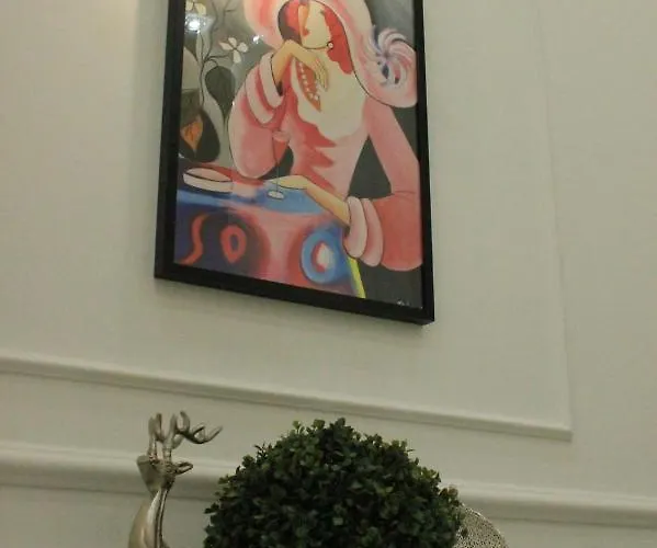 The Wonder Deer Next To The Opera Self Check-in Daire *